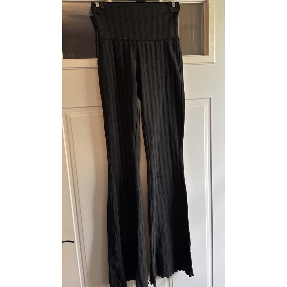 Offline by Aerie Black Foldover Ribbed Flare Leggings Women's XS - Picture 2 of 6
